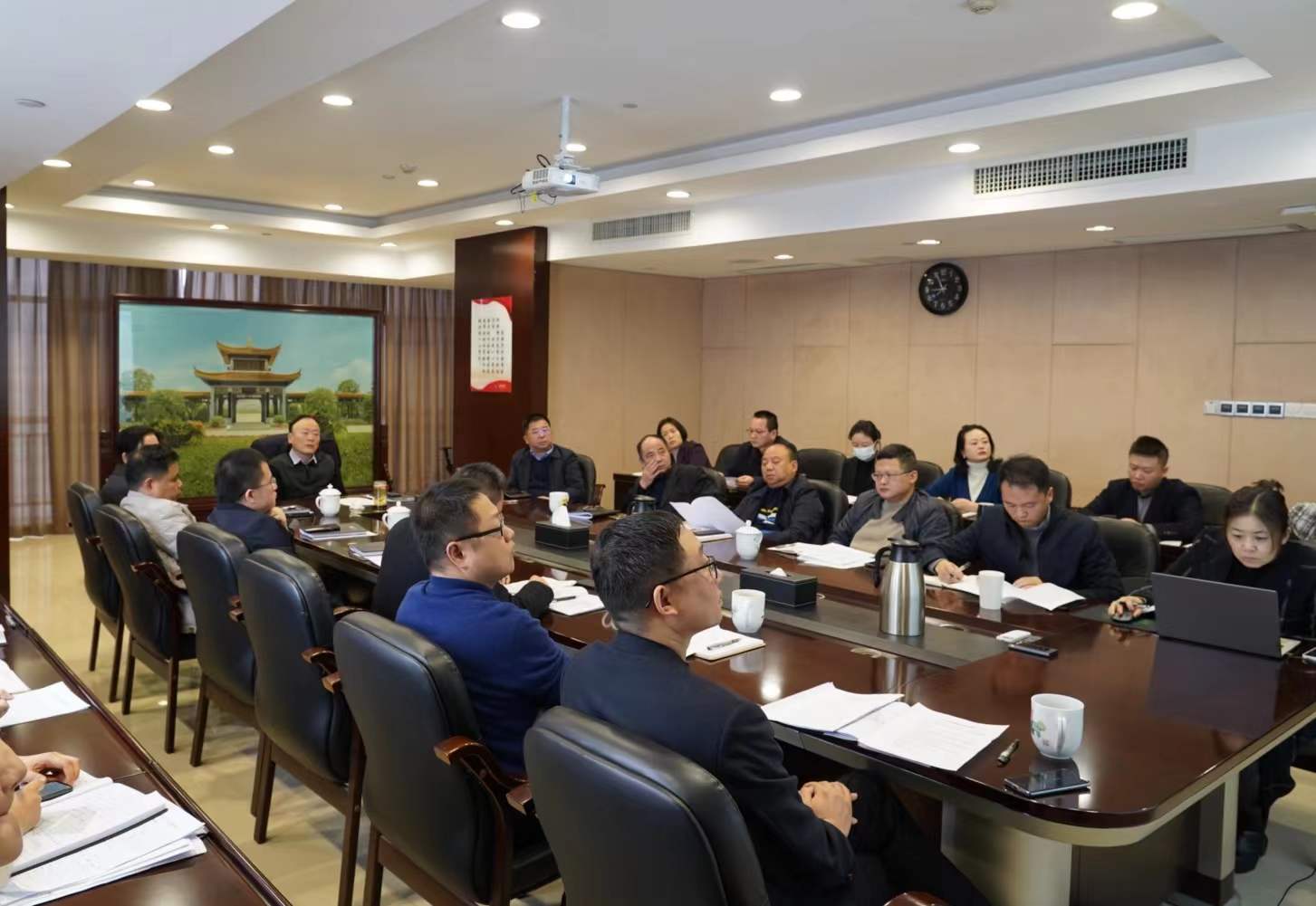 乐鱼官方网页版-乐鱼(中国)召开2022年经营发展工作务虚会